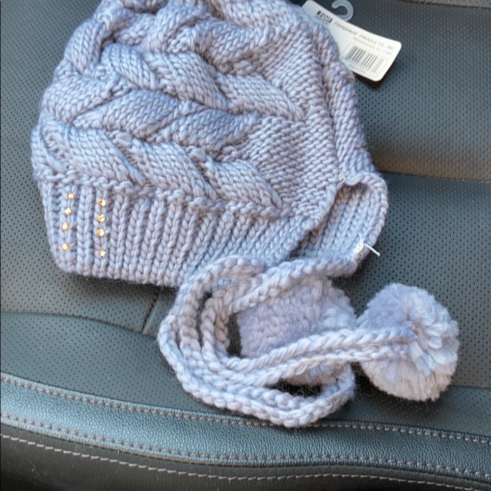 Winter hat - Picture 5 of 5